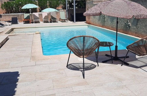 La Bouverie Casa | Maison Moderne Avec Piscine Privée Chauffée, et Proche Commerces