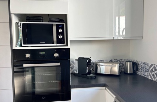 La Flotte Casa | Maison Moderne Très Lumineuse Entièrement Rénovée 6 à 8 Personnes