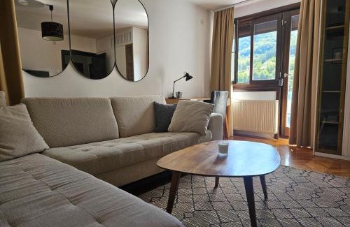 Uzice Apartamento | Maison Néphélé