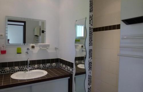 Jard-sur-Mer Casa | Maison neuve à Jard-sur-Mer, proche plage, forêt, port, 4 pers, WiFi, jardin, plancha - FR-1-336-59