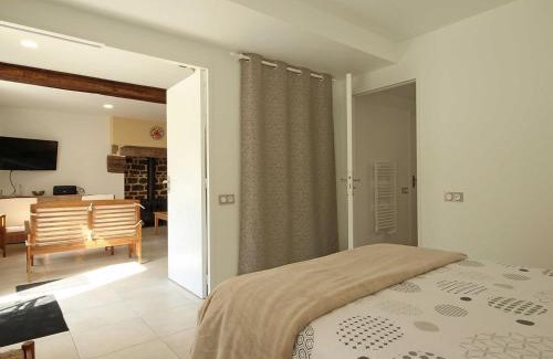 Saint-Fraimbault Casa | Maison Normande Authentique, Accessible PMR, Animaux Bienvenus, Activités Nature et Calme Assuré - FR-1-497-74
