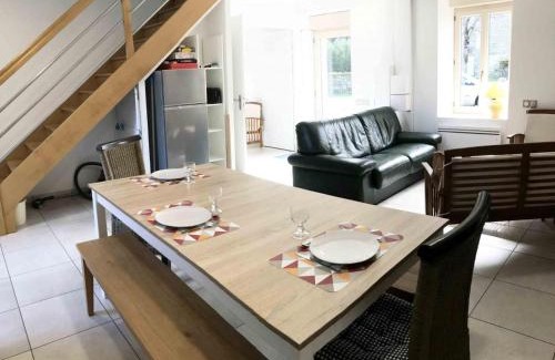 Saint-Fraimbault Casa | Maison Normande Authentique, Accessible PMR, Animaux Bienvenus, Activités Nature et Calme Assuré - FR-1-497-74