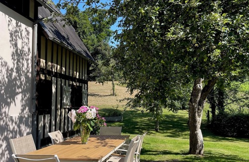 Les Champeaux Casa | Maison Normande dans la prairie
