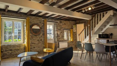 Quettehou Casa | Maison Normande proche de la mer et des lieux touristiques