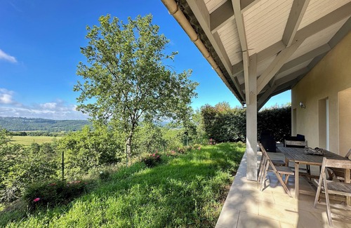 La Fagette Casa | Maison Oléa - Gîte "égoa" Avec vue sur la Vallée de la Vézère