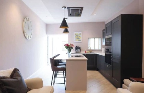 Thornhill Casa | Maison on the Brae