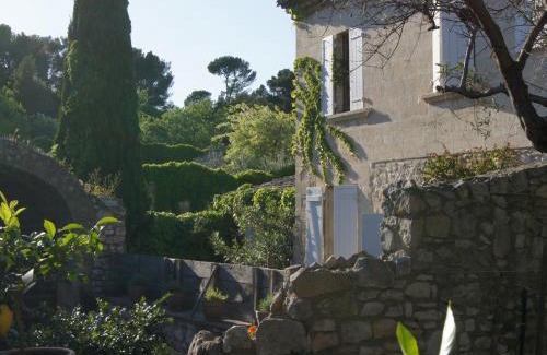 Villeneuve-les-Avignon Cama Y Desayuno | Maison Orsini