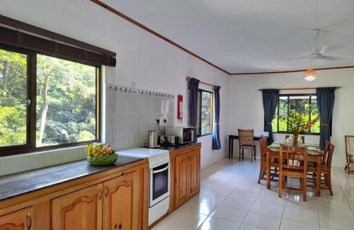 Mahe Island Casa | Maison Palmier