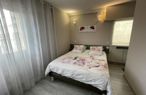 Nouan-sur-Loire Casa | Maison plain-pied 3 ch avec sdb privatives, cour et jardin, proche Blois et châteaux de la Loire - FR-1-491-424