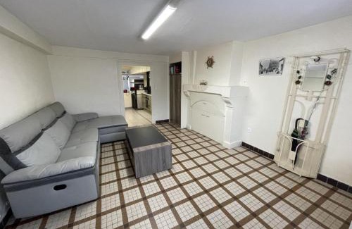 Nouan-sur-Loire Casa | Maison plain-pied 3 ch avec sdb privatives, cour et jardin, proche Blois et châteaux de la Loire - FR-1-491-424