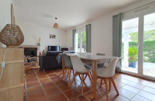 La Faute-sur-Mer Casa | Maison plain-pied à 400m de la plage avec jardin, WiFi et garage - 3 étoiles Clévacances - FR-1-476-159