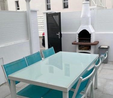 Saint-Hilaire-de-Riez Casa | Maison plein centre-ville ménage inclus