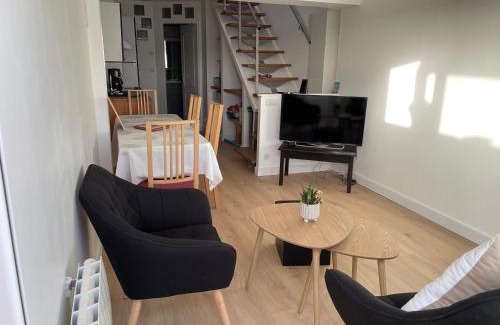 Saint-Hilaire-de-Riez Casa | Maison plein centre-ville ménage inclus
