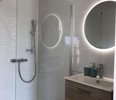 Alixan Apartamento | Maison proche de la Gare TGV