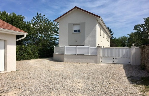 Montalieu-Vercieu Casa | CASA PROX VALLEE CENTRO DE MONTALIEU AZUL / CERCA DE CNPE UFI VIA RHONA / 6 PERS