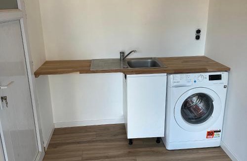 La Tranche-sur-Mer Casa | Maison rénovée proche plage et centre-ville, 8 pers, 4 ch, jardin, terrasse, wifi, équipements bébé - FR-1-194-287