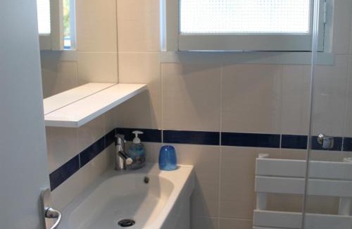La Faute-sur-Mer Casa | Maison rénovée près de la plage avec jardin, Wi-Fi et 4 chambres - FR-1-476-85
