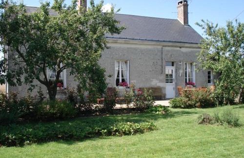 Prunay-Cassereau Casa | Maison restaurée à la campagne avec jardin, poêle à bois et WIFI, proche de chemins pédestres et étang - FR-1-491-369