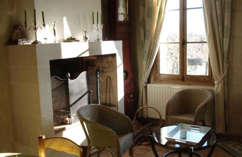 Prunay-Cassereau Casa | Maison restaurée à la campagne avec jardin, poêle à bois et WIFI, proche de chemins pédestres et étang - FR-1-491-369