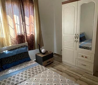 Dembeni Apartamento | Maison rose