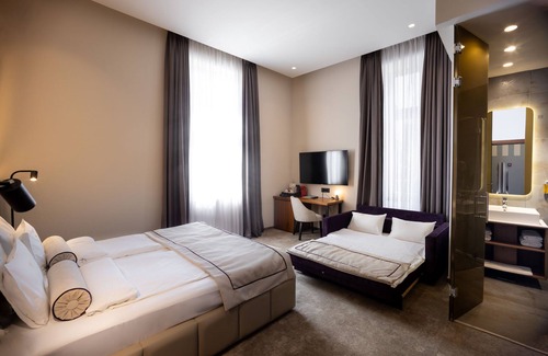 Stari Grad Hotel | Maison Royale