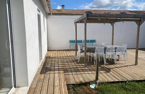Medis Casa | Maison Royan 9 personnes