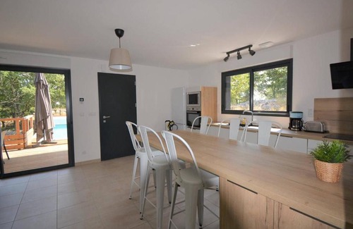 Saint Alban Auriolles Casa | Maison Saint-Alban-Auriolles, 4 pièces, 6 personnes - FR-1-382-140