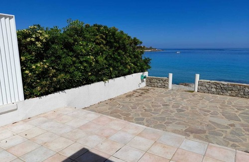 Marine de Saint Ambroggio Casa | Maison - Sant'ambroggio - La Méditerranée au Bout de la Terrasse