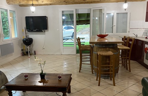 Miremont Casa | Maison Sous les Bois