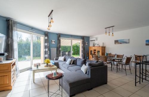 Aureilhan Casa | Maison spacieuse à 600m du lac, 8 pers., piscine - FR-1-50-161