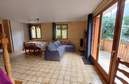 Cauterets Casa | Maison spacieuse à Cauterets : 4 chambres, garage, sans animaux - FR-1-812-102