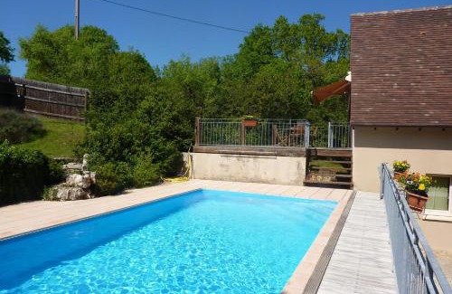 Loubressac Casa | Maison spacieuse à Loubressac avec piscine privée