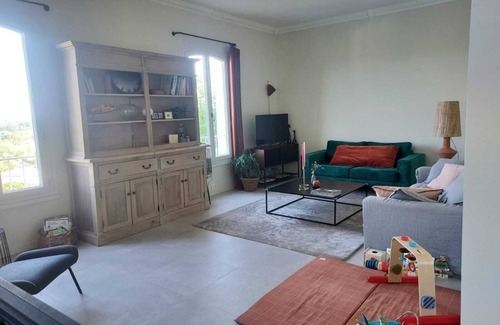 Villevieille Casa | Maison spacieuse avec piscine et grand jardin
