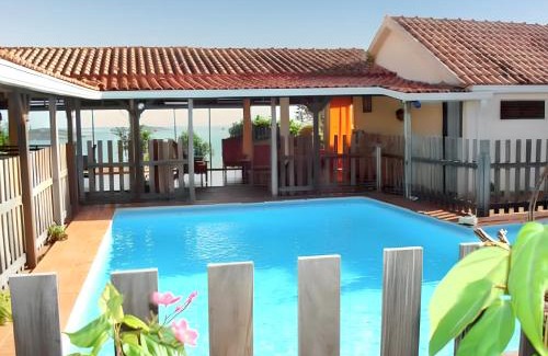 Le Francois Casa | Maison spacieuse avec piscine privée à Le François