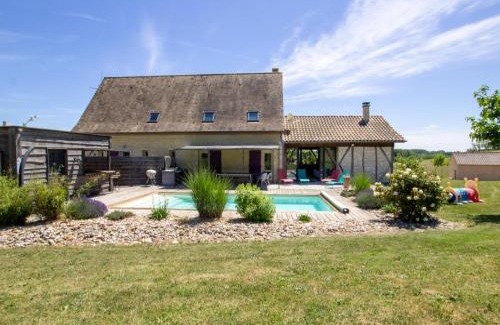 Rampieux Casa | Maison spacieuse avec piscine chauffée, grand jardin et équipements bébé en Dordogne - FR-1-616-267