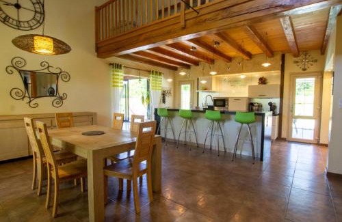 Rampieux Casa | Maison spacieuse avec piscine chauffée, grand jardin et équipements bébé en Dordogne - FR-1-616-267