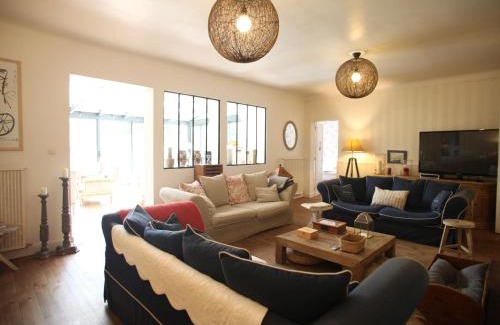 Aureilhan Casa | Maison spacieuse près du lac avec piscine privée, idéal pour 16 personnes - FR-1-50-145