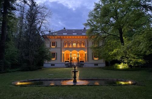 Couvet Casa | Maison Suchard by Veeve