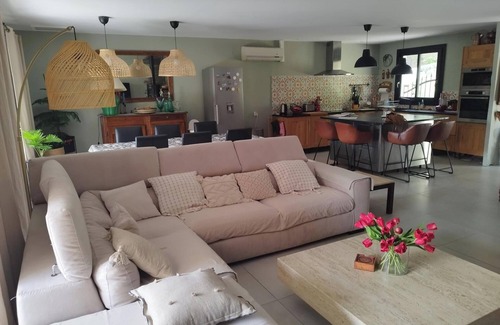 Saint-Montan Casa | Maison Tout Équipée Avec Jardin Saint Montan