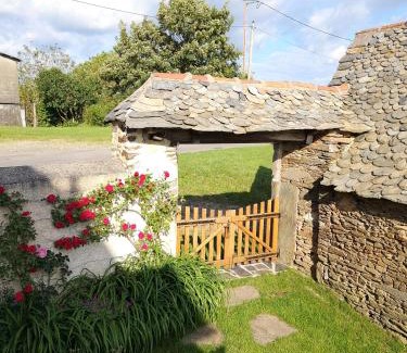 Saint-Parthem Casa | Maison tout confort calme vallée du Lot proche de Conques en Aveyron