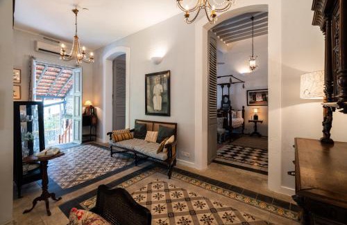 White Town Cama Y Desayuno | Maison Twenty Six by LuxUnlock Private Villas