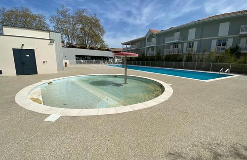 La Teste-de-Buch Casa | Maison typée Arcachonnaise avec piscine commune