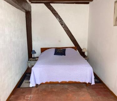 La Chapelle-dʼAngillon Casa | Maison typique de sologne