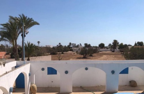 Midoun Casa | Maison Typique Avec Patio et Piscine