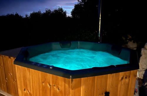 Coursegoules Casa | Maison vue exceptionnelle avec spa