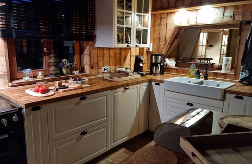 Heyd Casa | Maison Zanella.gezellig, Netjes, Warme Sfeer, Omheinde Tuin, Huisdier Welkom
