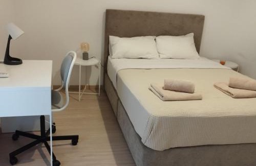 Larnaca Apartamento | Maison Zenon Larnaca City Center apartments