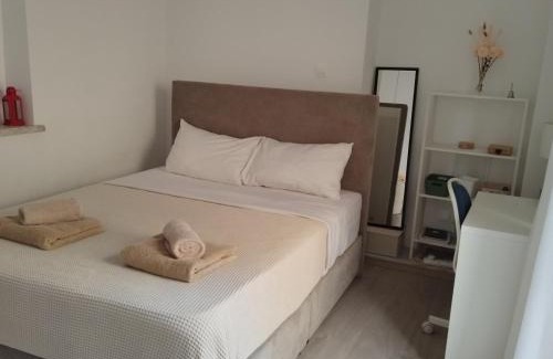 Larnaca Apartamento | Maison Zenon Larnaca City Center apartments