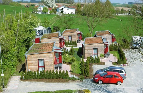 Bad Griesbach im Rottal Apartamento | Apartamento duplex con terraza y wifi gratis.