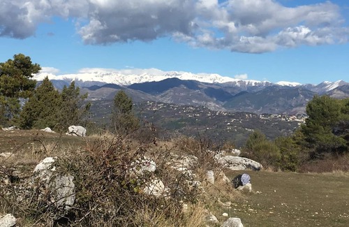 Tourrette-Levens Casa | Maisonette between sea and mountain